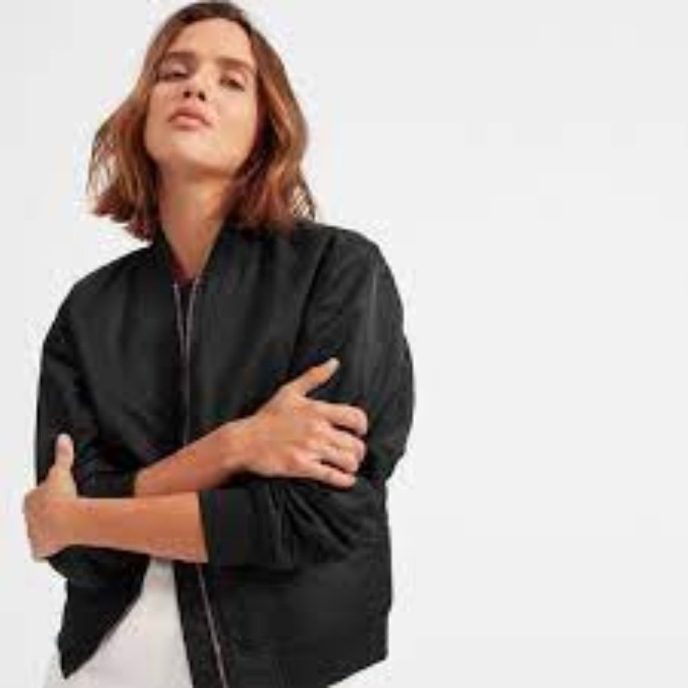 Everlane black bomber jacket- Size S